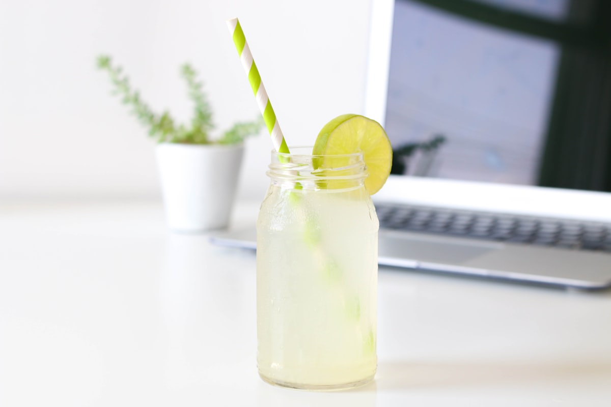 Ingredientes orgánicos naturales para bebidas desintoxicantes